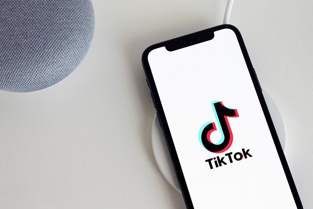 Personal Branding di Media Sosial 2026: Panduan Lengkap Bangun Reputasi Online yang Kuat