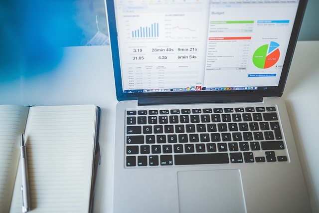 Instagram Analytics 2026: Cara Baca Data untuk Optimalkan Likes dan Views - artikel di blog Buzzerpanel.id Indonesia